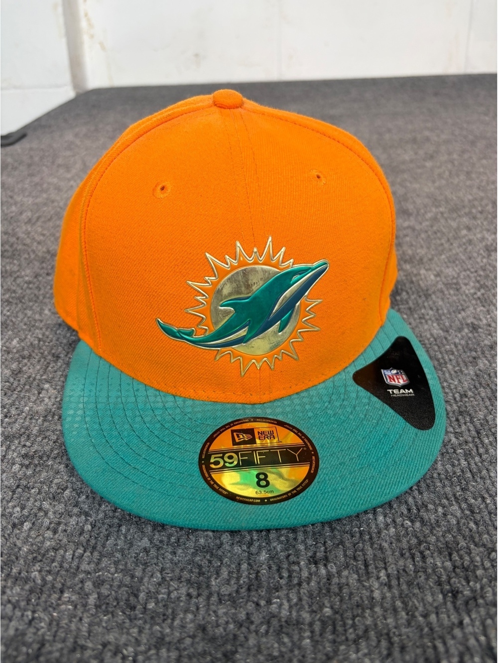 NFL Miami Dolphins Flat Bill Hat Fitted Size 8 New Era Cap